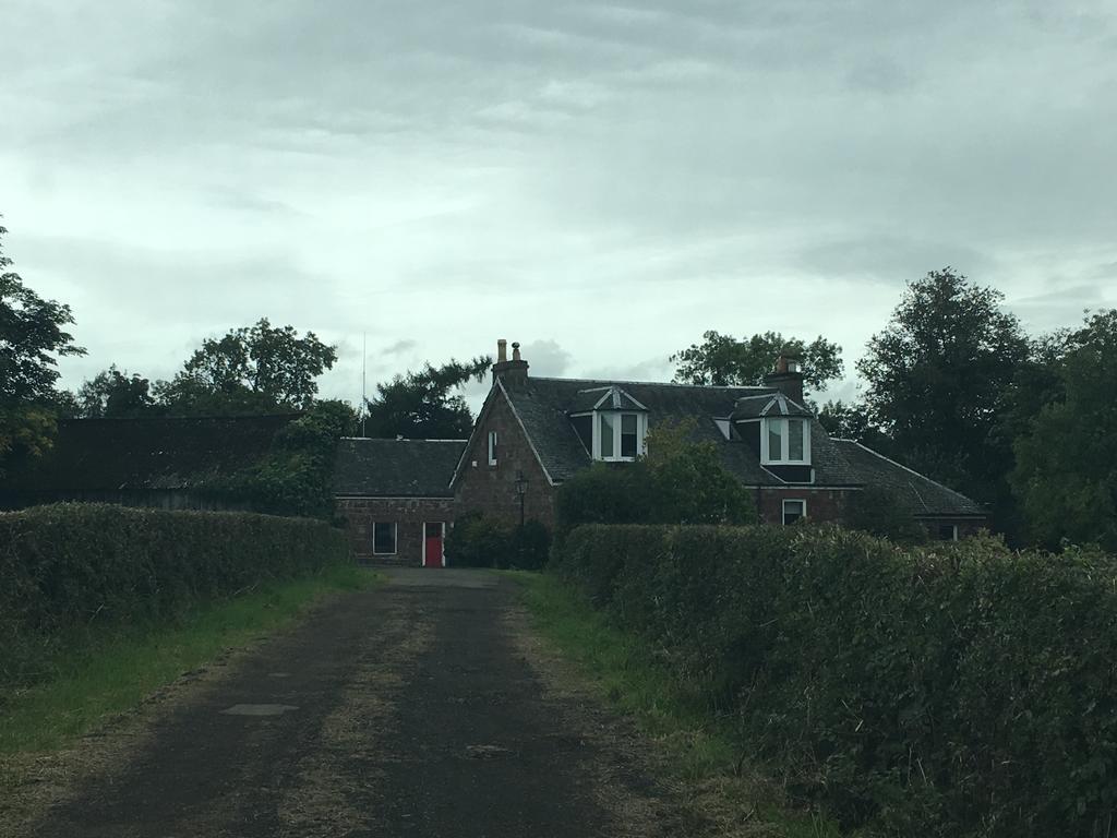 Whiteley'S Cottages Dumbarton Eksteriør billede